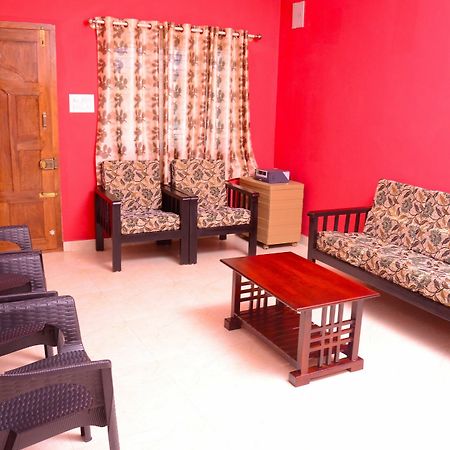 Coorg Girinivas Deluxe Homestay-Wi-Fi Madikeri Eksteriør bilde