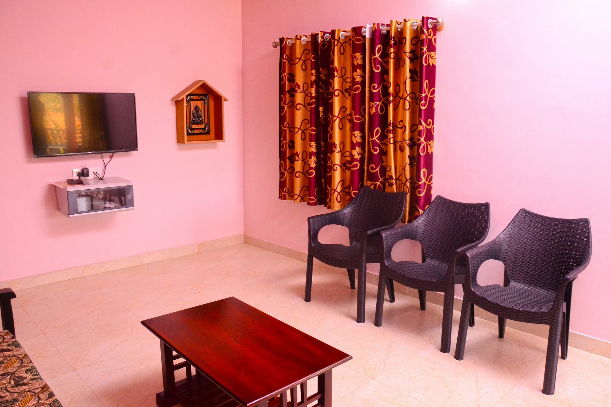 Coorg Girinivas Deluxe Homestay-Wi-Fi Madikeri Eksteriør bilde